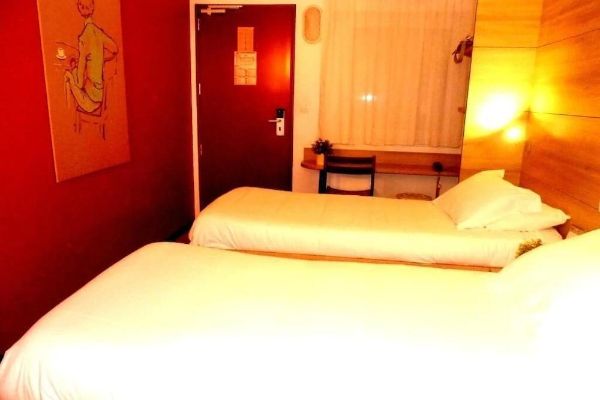 SO'LODGE Hôtel Niort A83 (La Crèche)